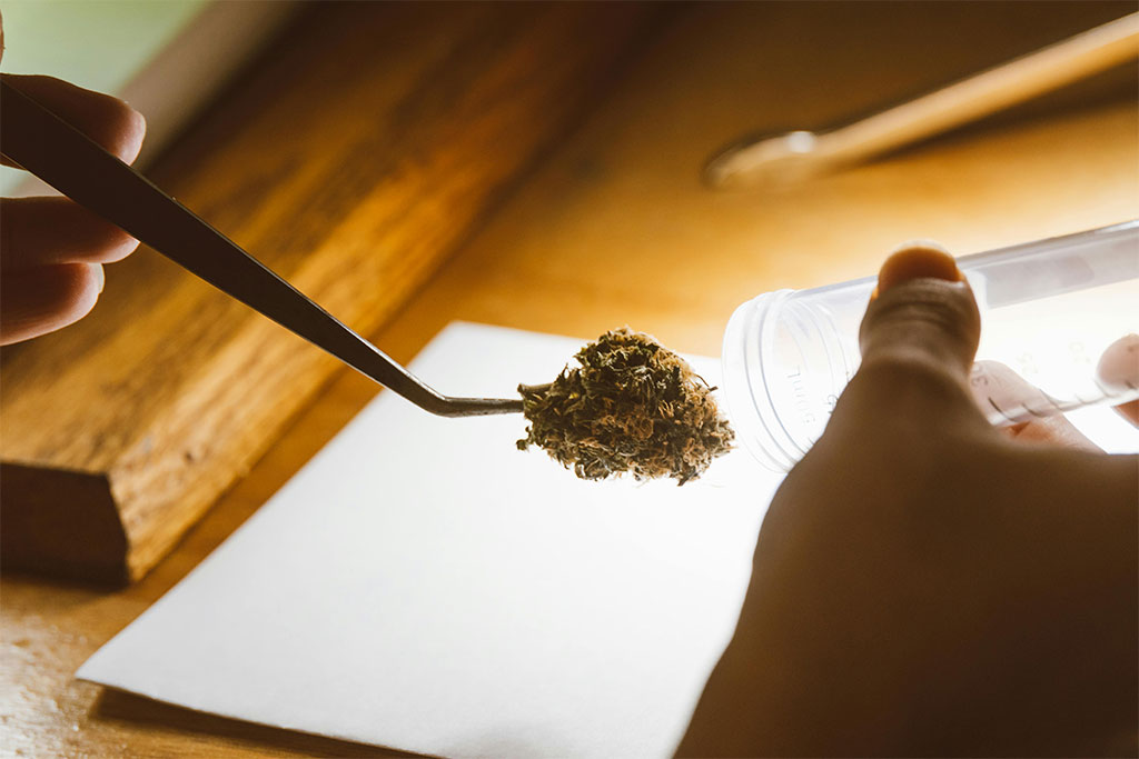 Labeling and packaging of cannabis
